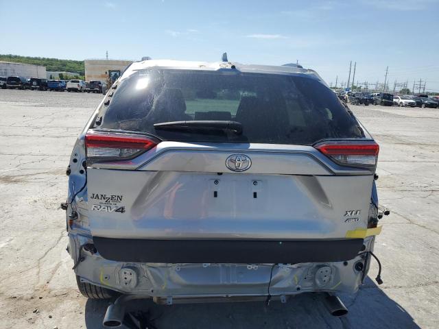  TOYOTA RAV4 2022 Серебристый