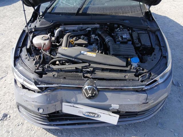 2024 VOLKSWAGEN GOLF LIFE
