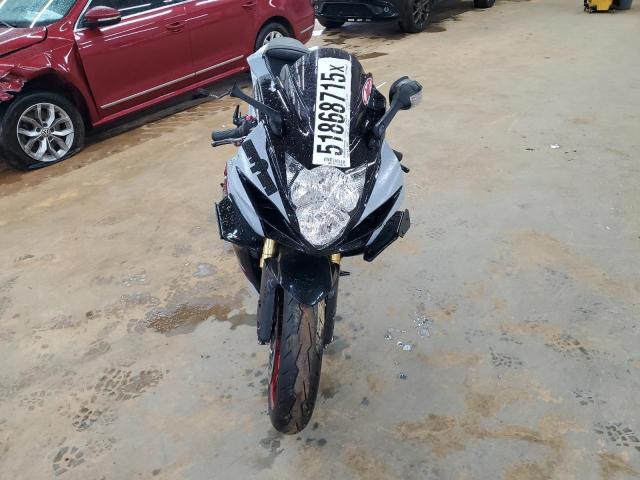  SUZUKI GSXR750 2023 Сріблястий