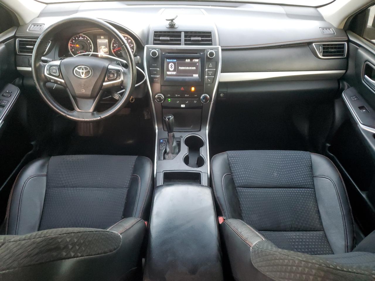 2015 Toyota Camry Le VIN: 4T1BF1FK2FU884218 Lot: 54624885