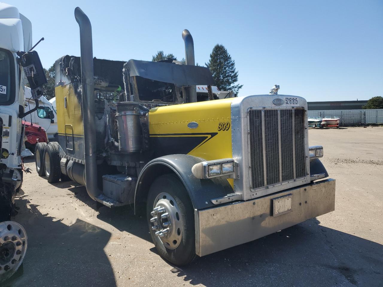 1999 Peterbilt 379 Semi Truck for Sale in Eldridge, IA - Burn - Engine