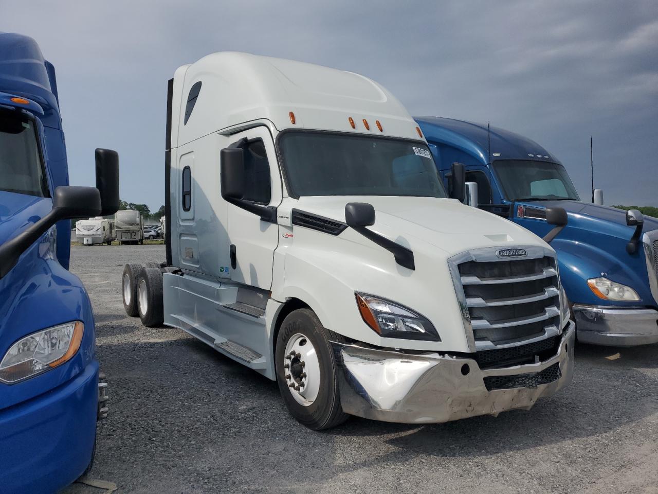 2019 Freightliner Cascadia 126 for Sale in Gastonia, NC - Rollover