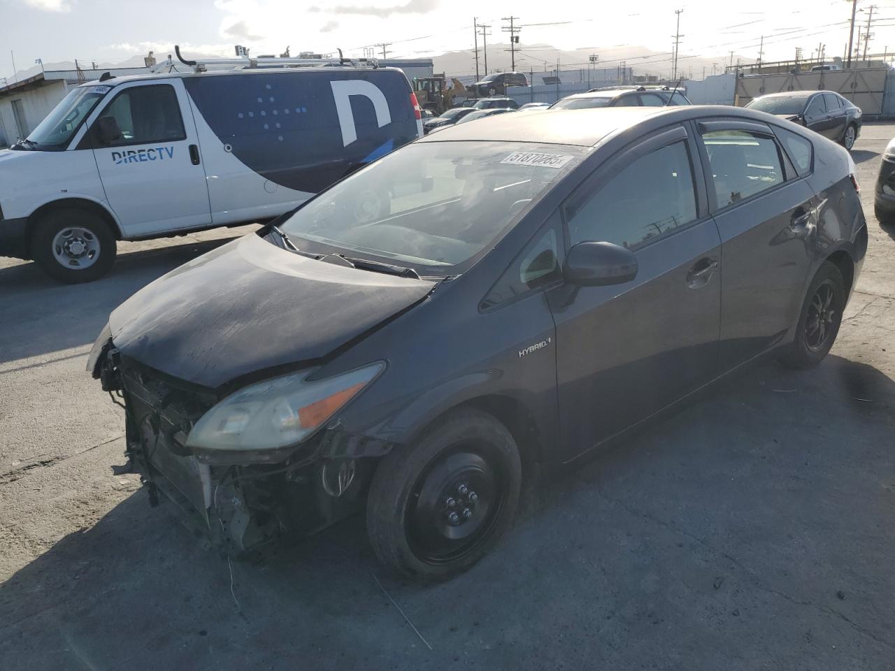 2014 Toyota Prius на продаже в Sun Valley, CA - Front End