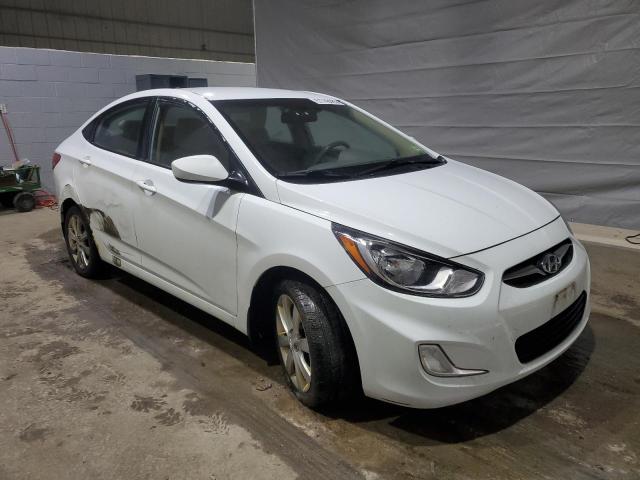 HYUNDAI ACCENT 2013 Biały