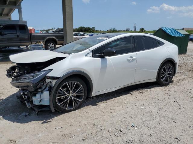 TOYOTA PRIUS LE 2024