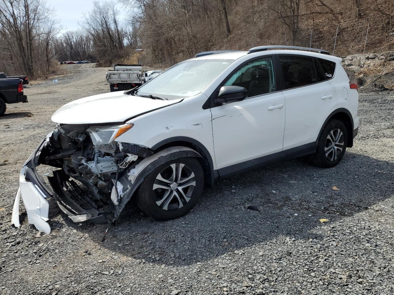 2018 Toyota Rav4 Le for Sale in Marlboro, NY - Front End