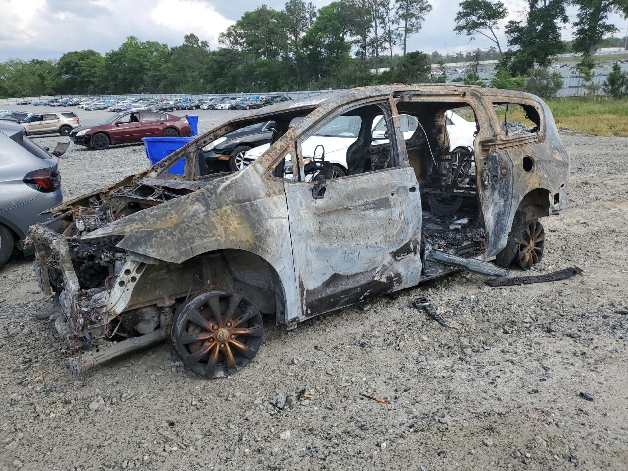 2017 Chrysler Pacifica Touring L за продажба в Byron, GA - Burn
