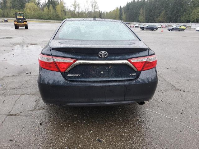  TOYOTA CAMRY 2016 Szary