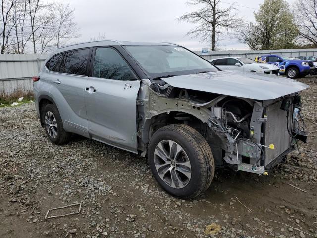  TOYOTA HIGHLANDER 2021 Silver
