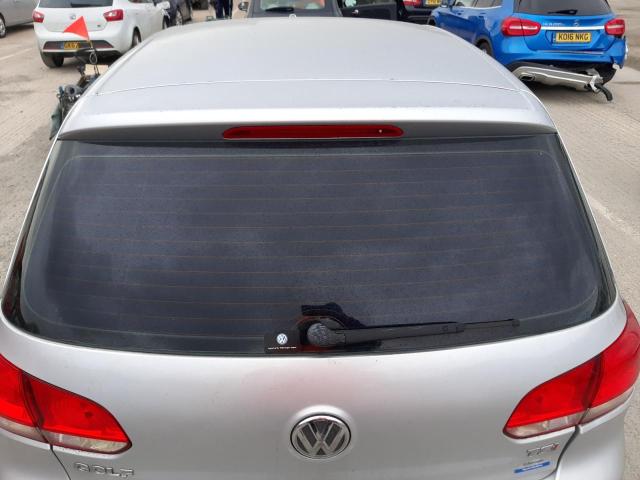 2011 VOLKSWAGEN GOLF