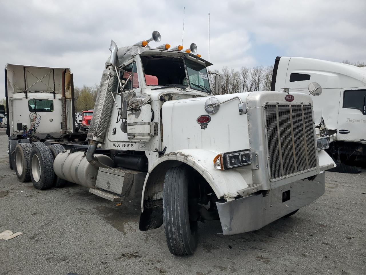2000 Peterbilt 378 zu verkaufen in Cahokia Heights, IL - Rollover
