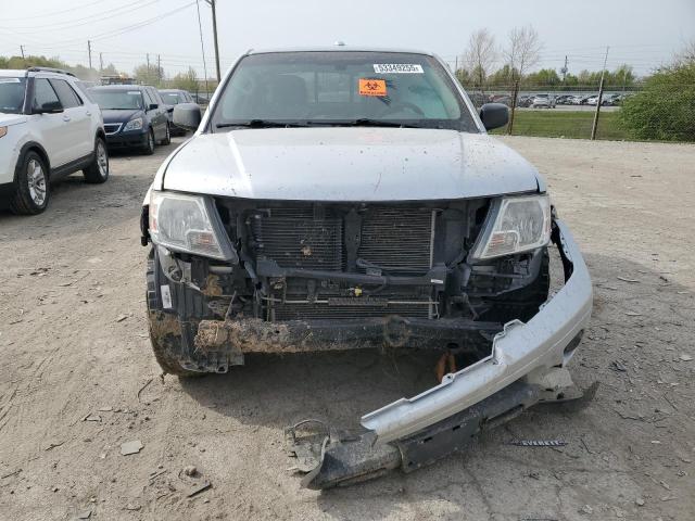  NISSAN FRONTIER 2018 Сріблястий