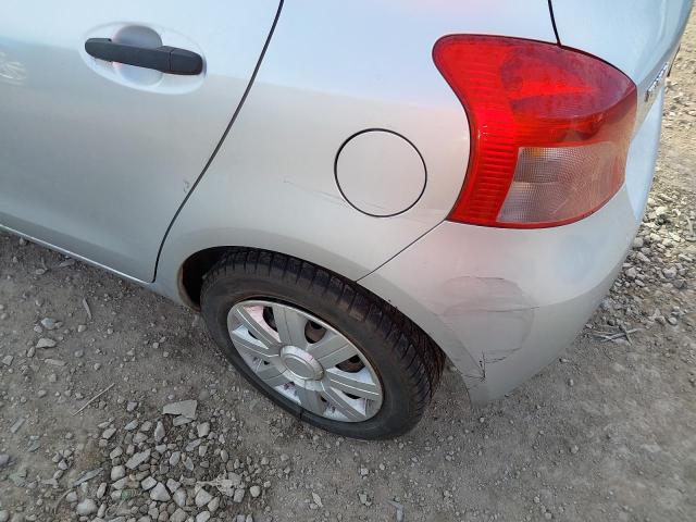 2006 TOYOTA YARIS T2