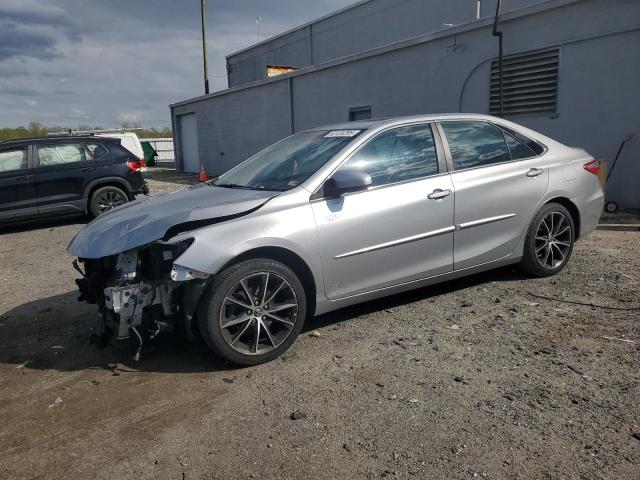  TOYOTA CAMRY 2015 Silver