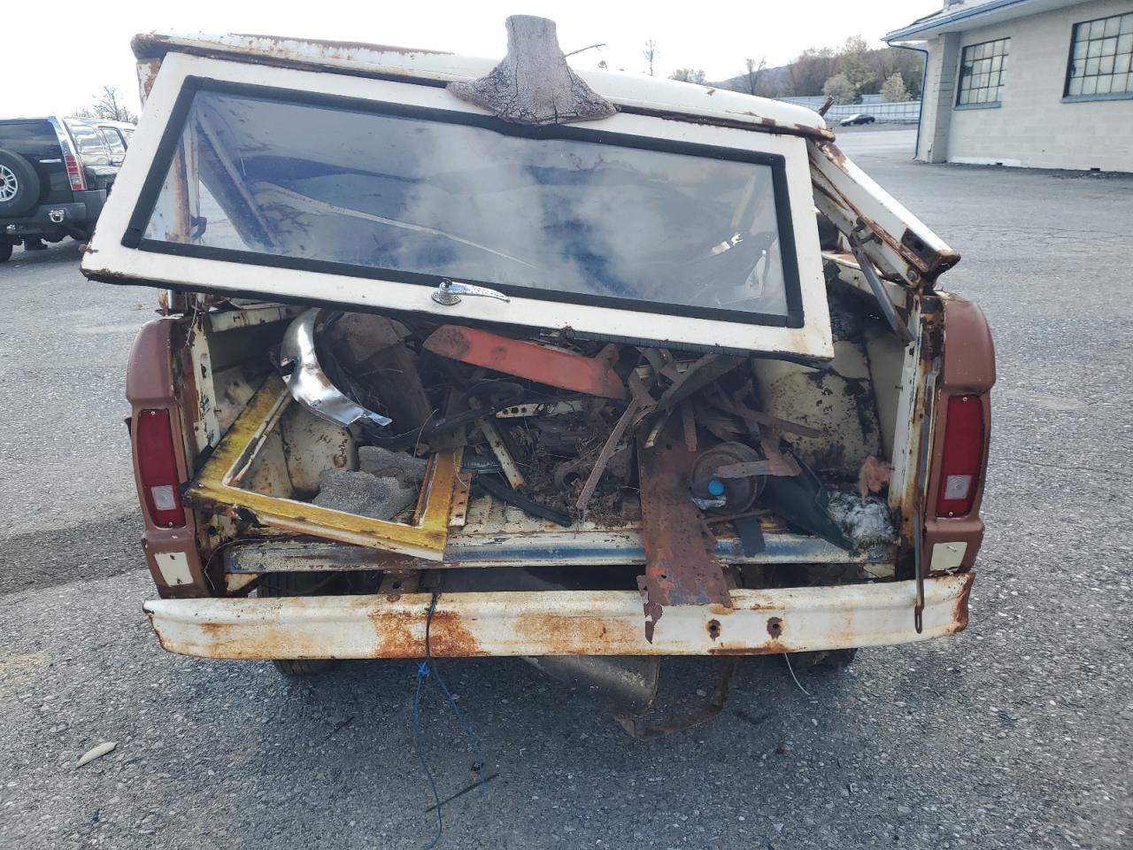 1974 Ford Bronco VIN: U15GLT71142 Lot: 52448935