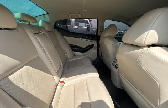 Sedans NISSAN MAXIMA 2017 Biały