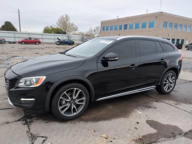 2017 Volvo V60 Cross Country Premier
