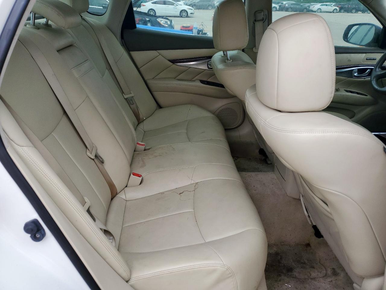 2018 Infiniti Q70 3.7 Luxe VIN: JN1BY1AP6JM181170 Lot: 55149625