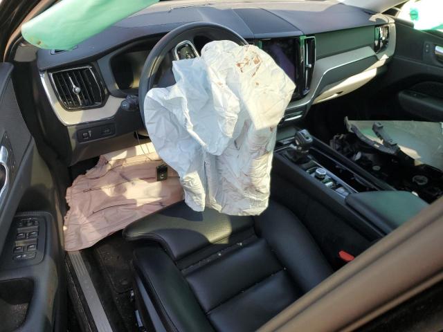 VOLVO XC60 2018 Czarny