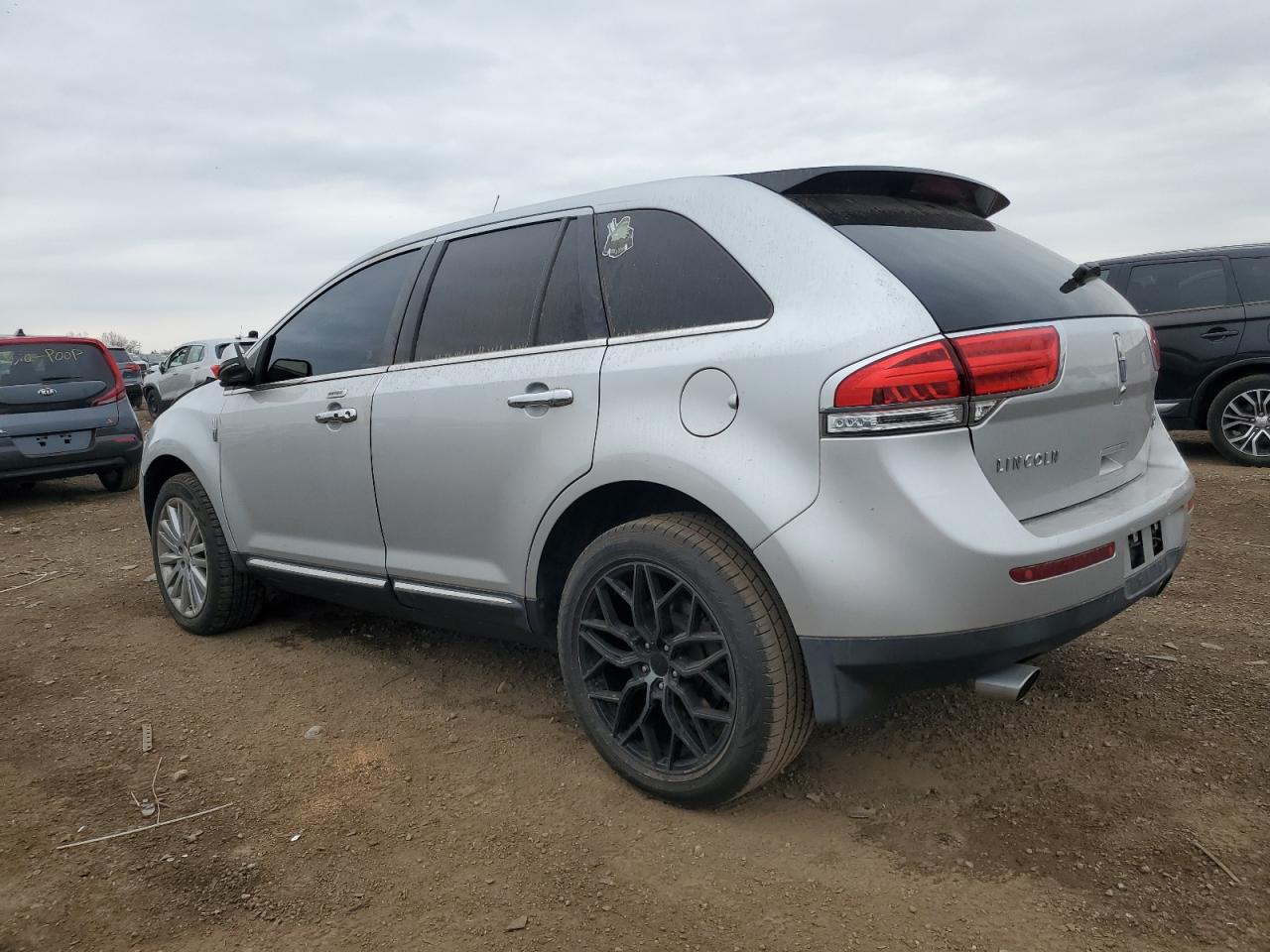 2011 Lincoln Mkx silver null gas 2LMDJ6JK1BBJ34258 photo #3