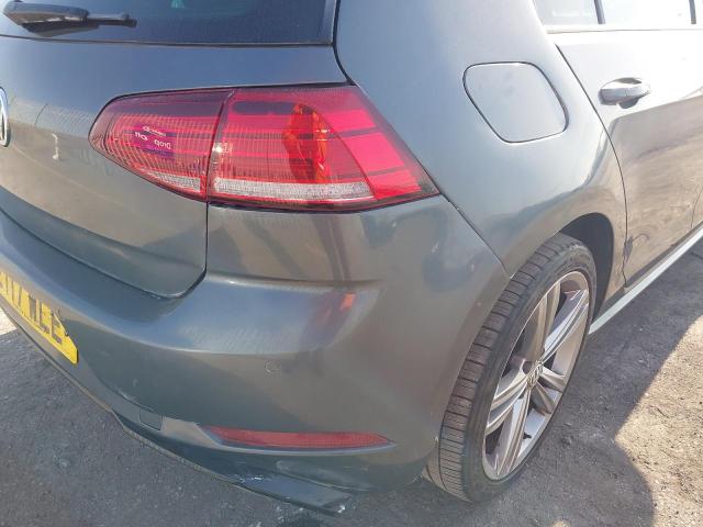 2017 VOLKSWAGEN GOLF R LIN