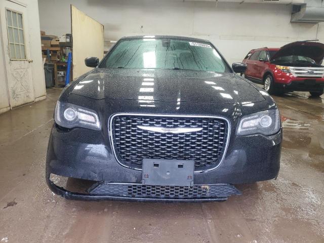  CHRYSLER 300 2016 Czarny