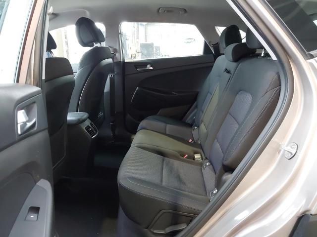 2018 HYUNDAI TUCSON SE