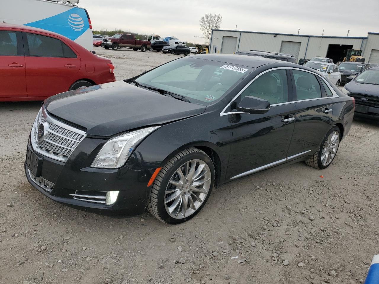2013 Cadillac Xts Platinum for Sale in Kansas City, KS - Side