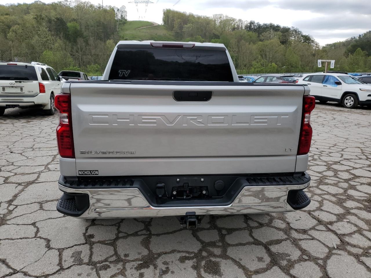 2020 Chevrolet Silverado - Image 6