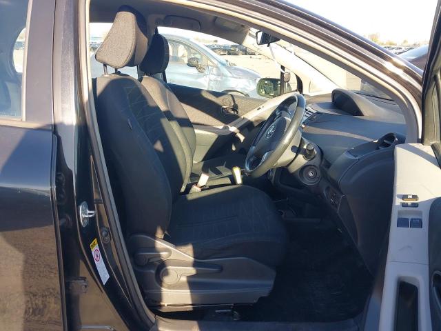 2007 TOYOTA YARIS ZINC