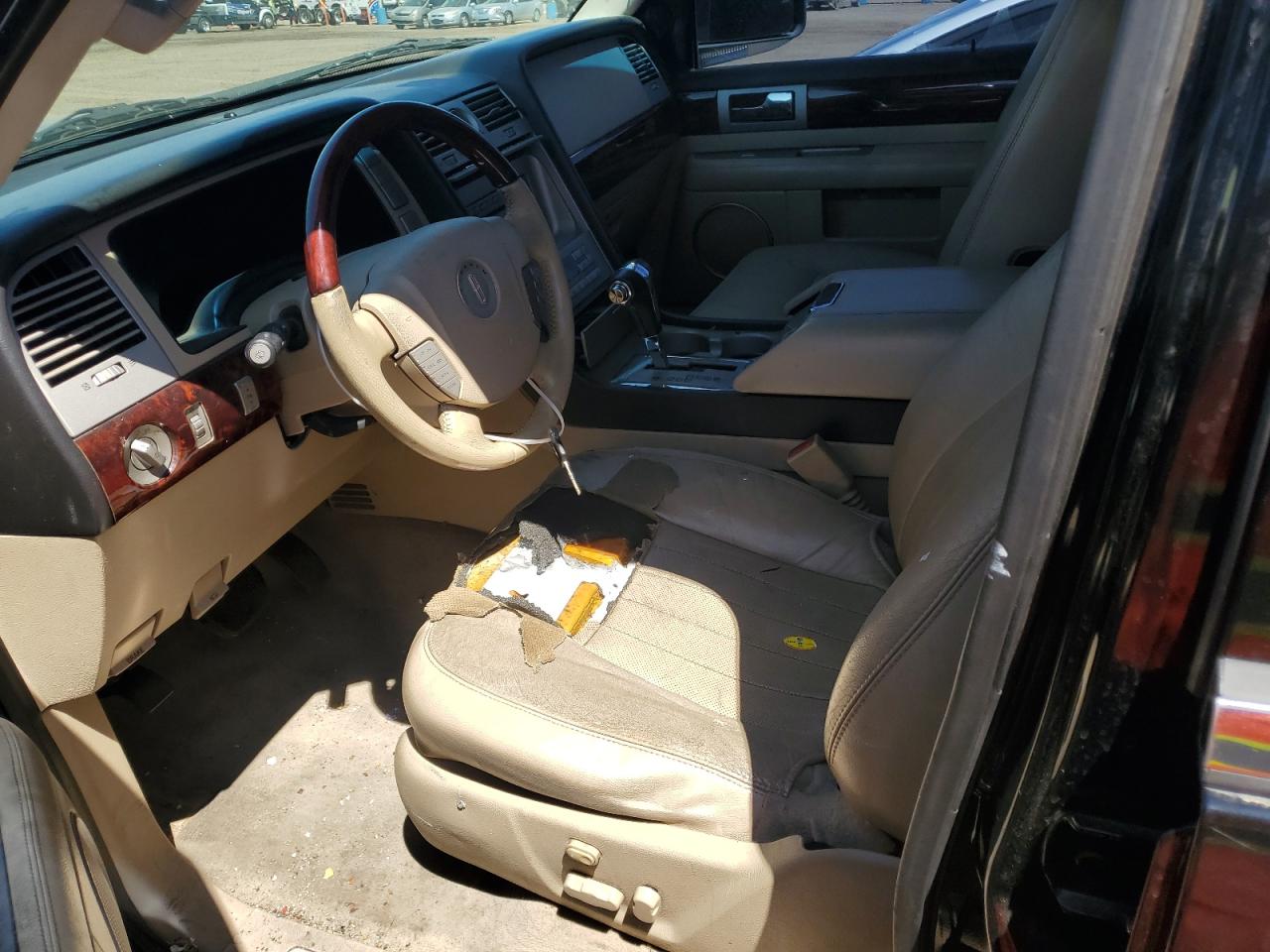 2005 Lincoln Navigator VIN: 5LMFU28525LJ24814 Lot: 53971705