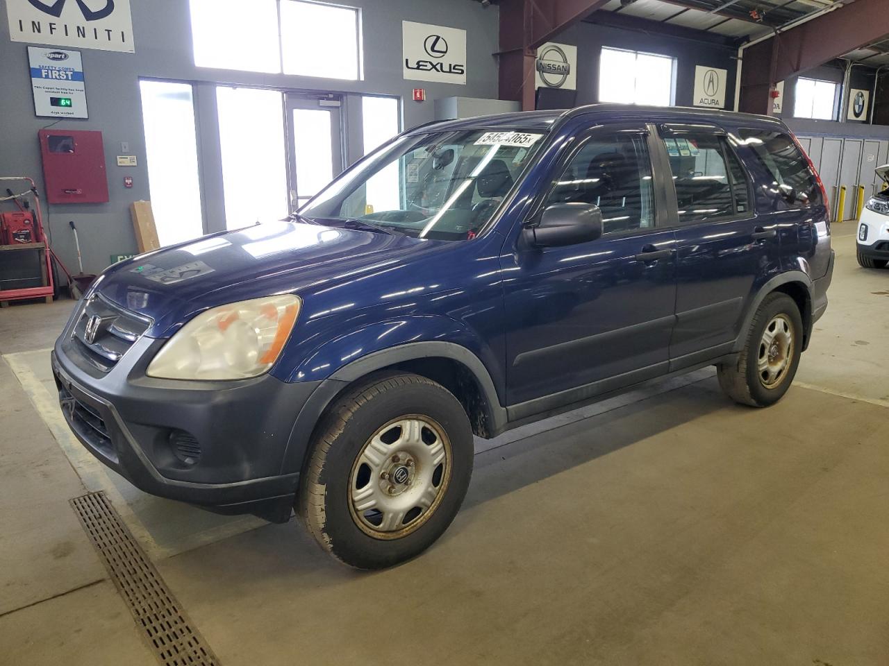 2005 Honda Cr-V Lx за продажба в East Granby, CT - Minor Dent/Scratches