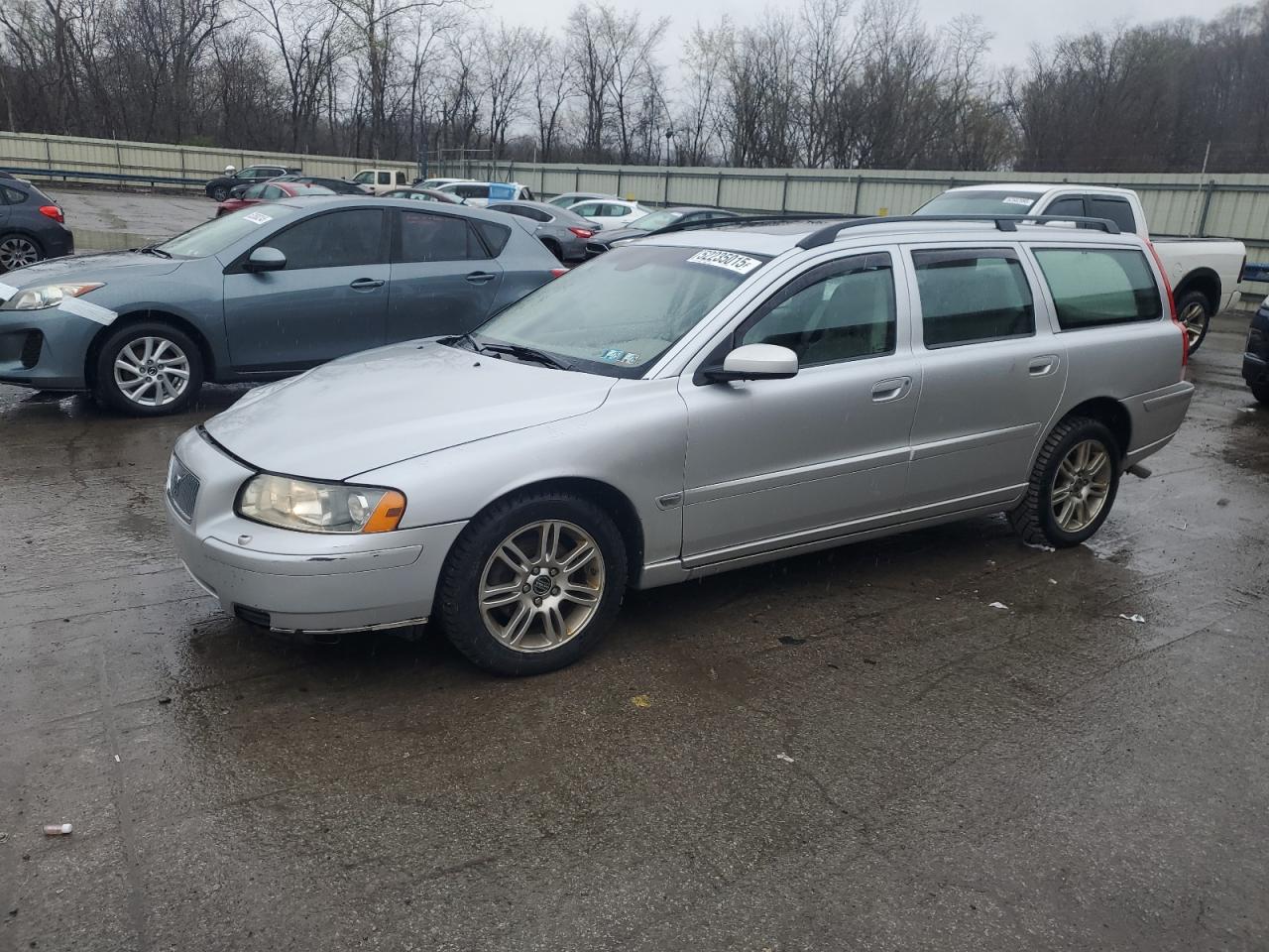 2006 Volvo V70 for Sale in Ellwood City, PA - Front End