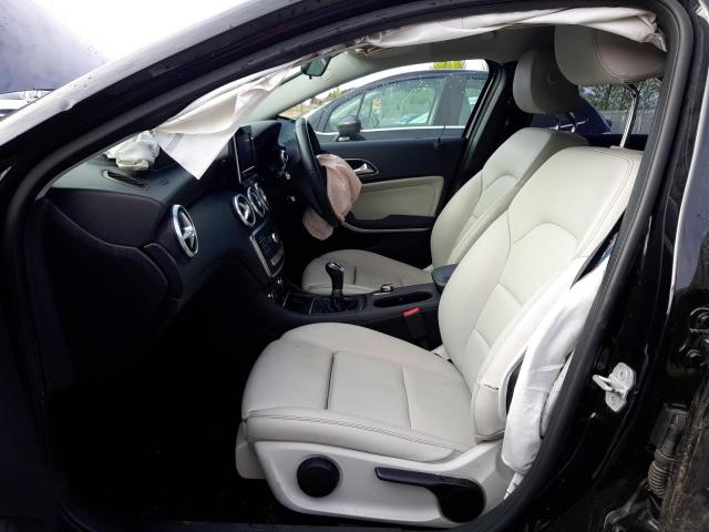 2016 MERCEDES BENZ A 180 D SE