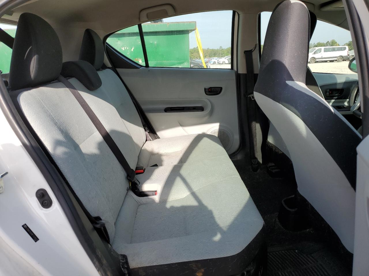 2014 Toyota Prius C VIN: JTDKDTB39E1570523 Lot: 54186935