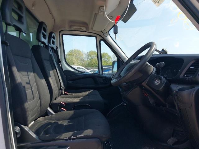 2016 IVECO DAILY 35S13 