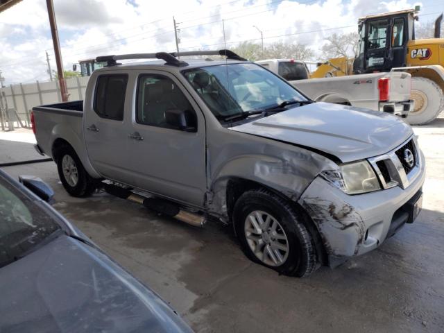  NISSAN FRONTIER 2017 Сріблястий