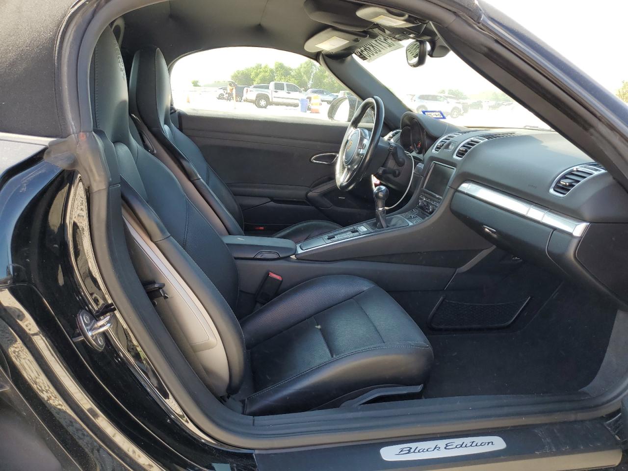 2016 Porsche Boxster VIN: WP0CA2A81GS120673 Lot: 52178365