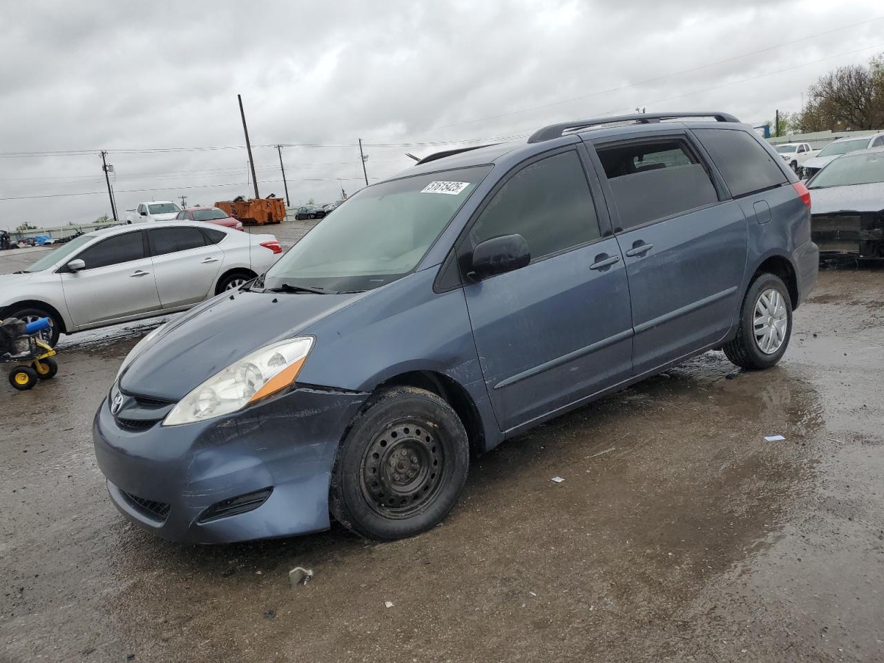 2006 Toyota Sienna Ce for Sale in Oklahoma City, OK - Side