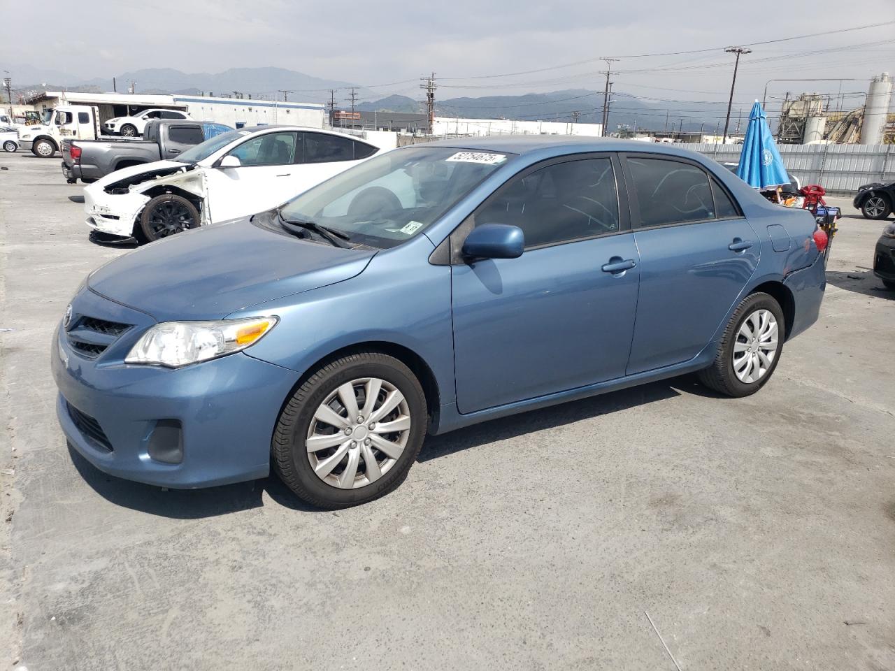 2012 Toyota Corolla Base zu verkaufen in Sun Valley, CA - Rear End