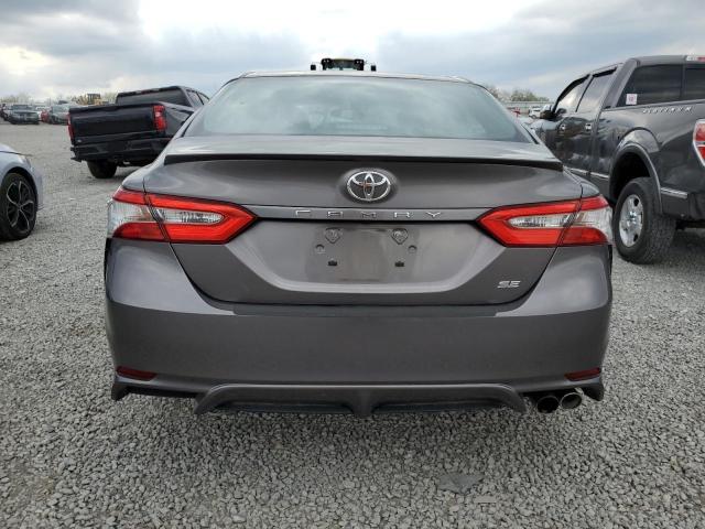  TOYOTA CAMRY 2018 Серый