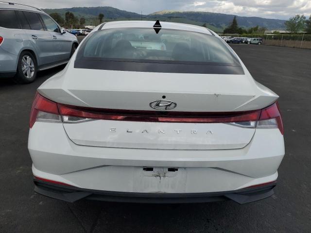  HYUNDAI ELANTRA 2023 Белы