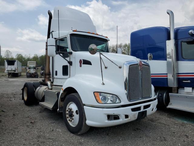 2013 Kenworth T660 Semi Truck