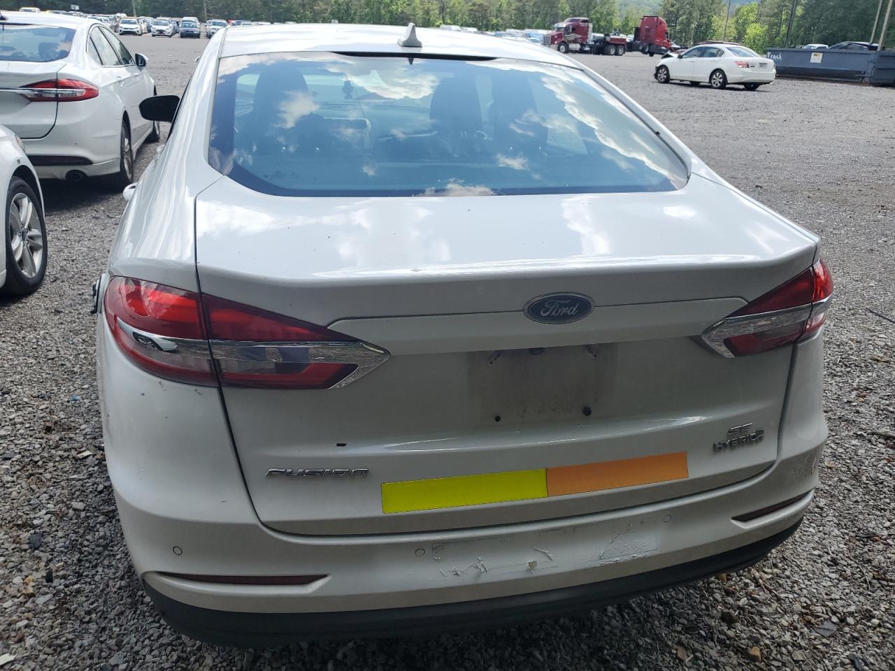 2019 Ford Fusion Se VIN: 3FA6P0LU3KR124843 Lot: 54038715