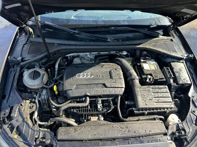 Sedans AUDI A3 2015 Black