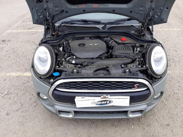 2016 MINI COOPER S