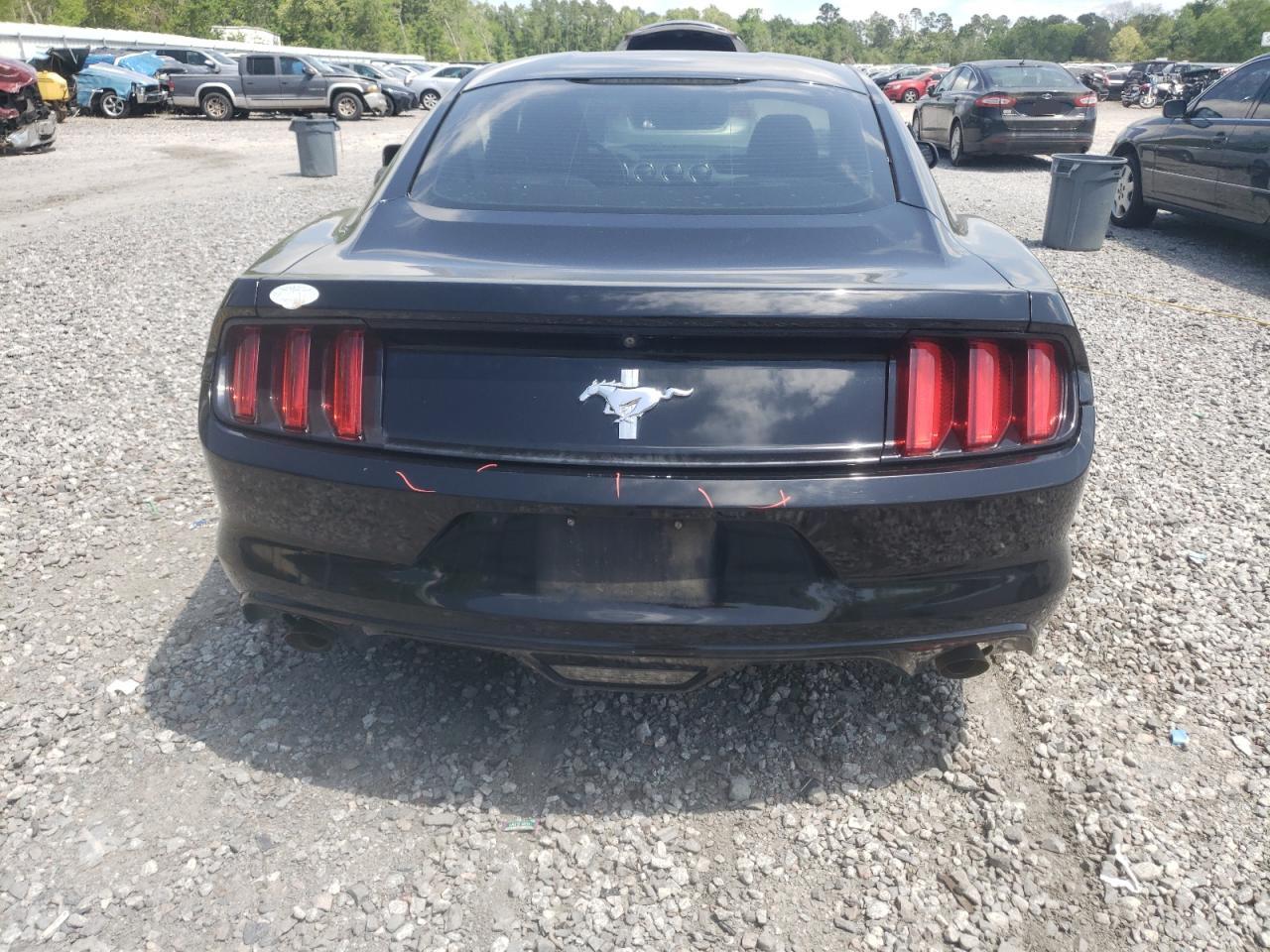 1FA6P8AM9F5390264 2015 Ford Mustang