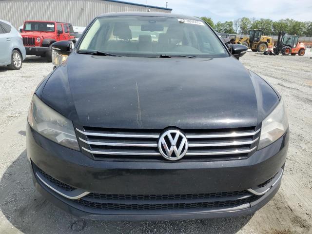 Sedans VOLKSWAGEN PASSAT 2012 Black