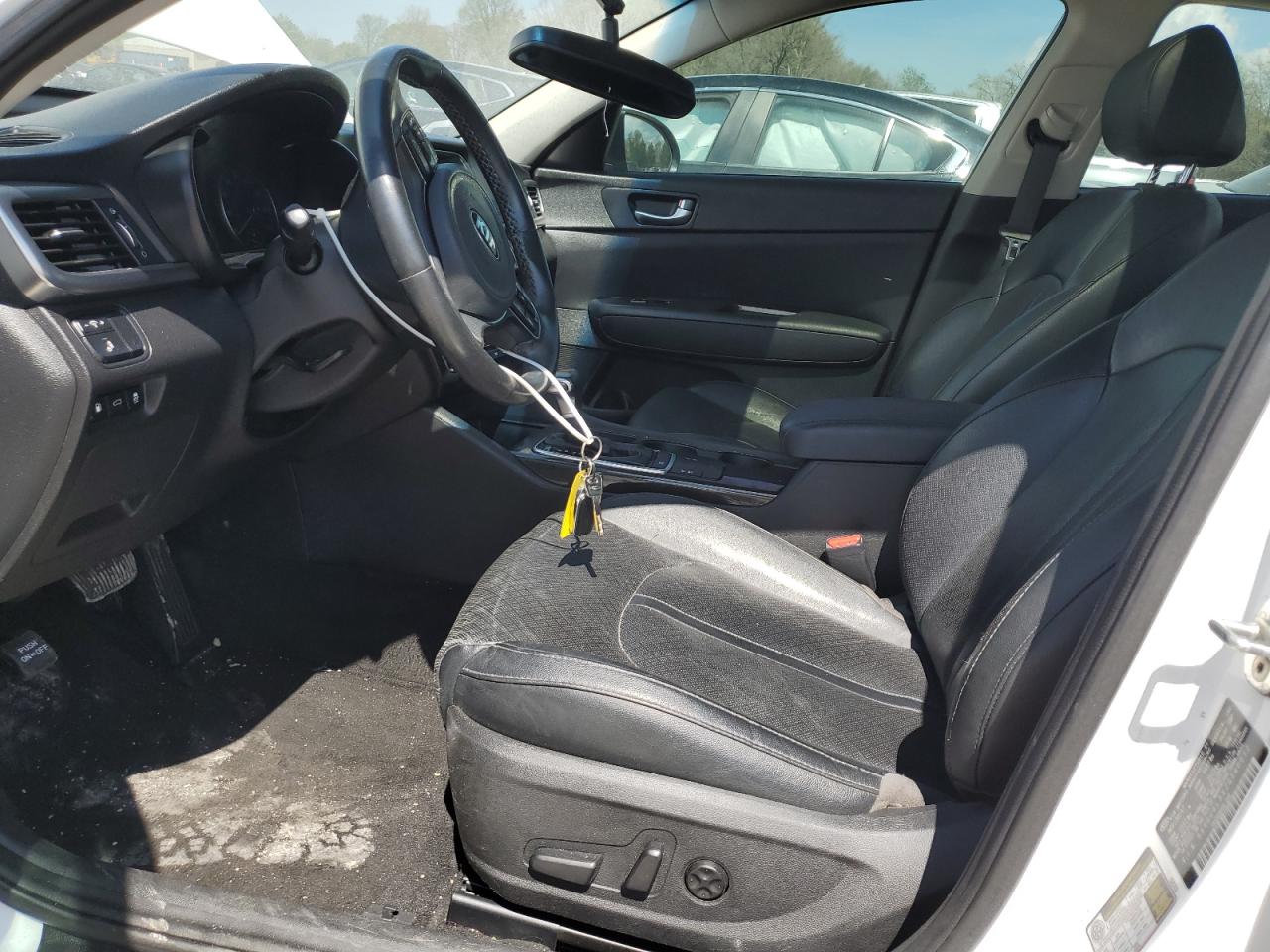 2018 Kia Optima Ex VIN: 5XXGU4L3XJG240012 Lot: 51213465