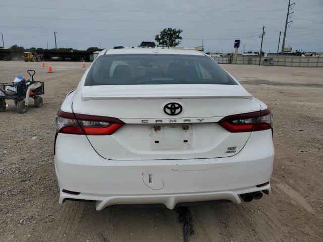  TOYOTA CAMRY 2021 Biały